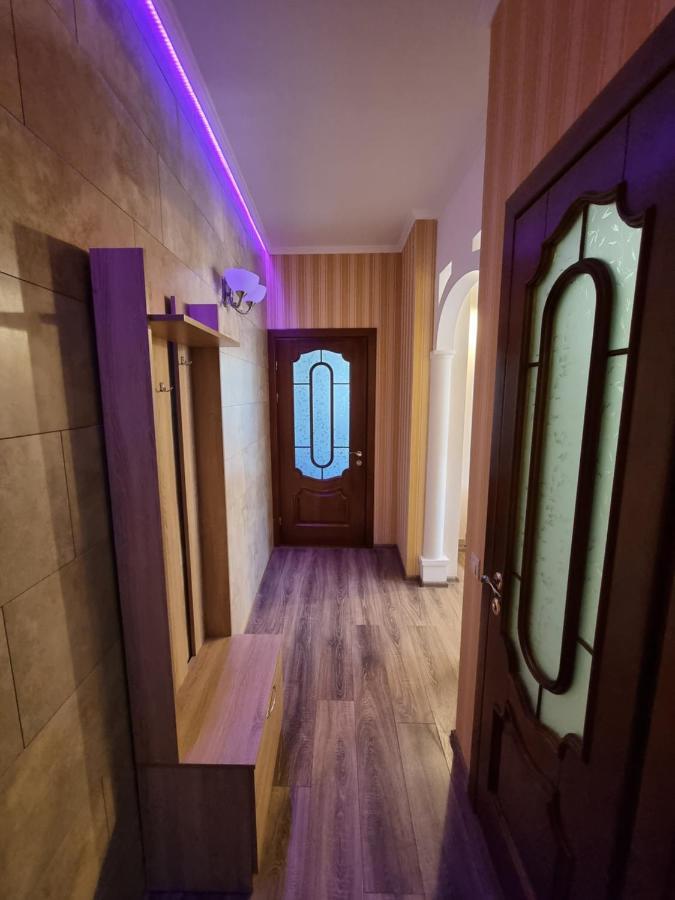 Petropavlivska Apartment Тиха Вуличка В Центрі Старого Міста Kam'janec'-Podil's'kyj Esterno foto